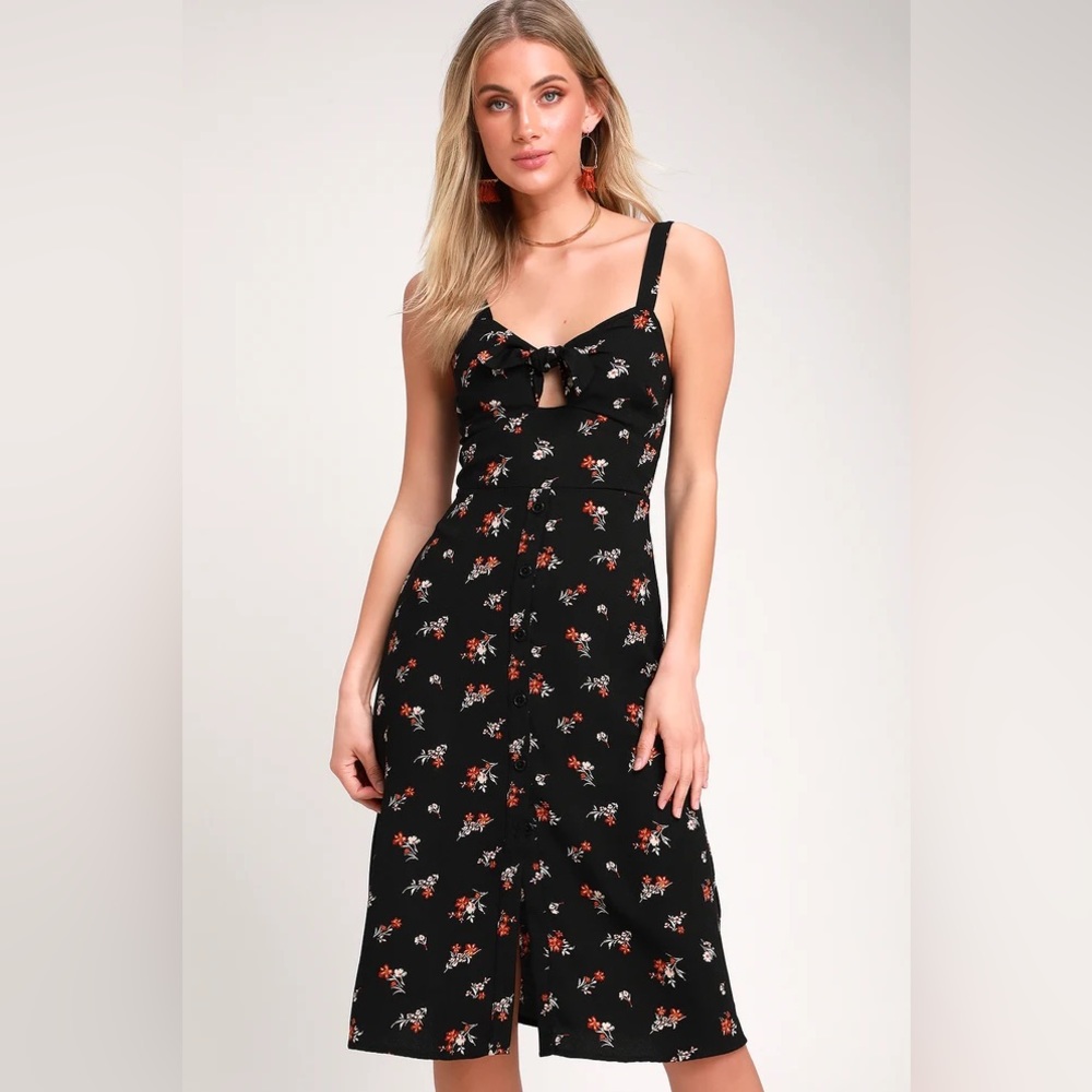 Lulu’s Are You Mine? Black Floral Print Tie-Front Midi Dress NWT